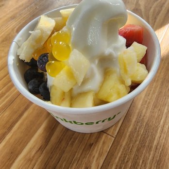 Pinkberry - Swirl with Toppings - Ice Cream & Frozen Yogurt Near Me - Sunnyvale, California