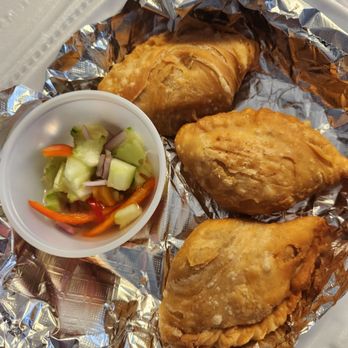 Arun Thai Foods - Chicken curry puffs - Thai Near Me - Watauga, Texas