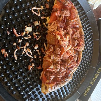 Gold Dust Pizza - Sutter Creek - Motherlode meat....the name truly speaks for it! - Pizza Near Me - Sutter Creek, California