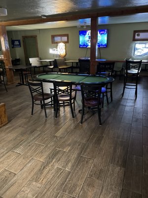 Tom's Tavern by null