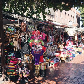 Olvera Street - Some vendors on Olvera Street - Local Flavor Near Me - Los Angeles, California Olvera Street - Some vendors on Olvera Street - Local Flavor Near Me - Los Angeles, California
