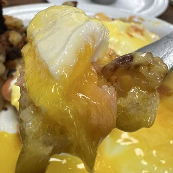 Nat's Early Bite Coffee Shop - Lox Benedict - Diners Near Me - Sherman Oaks, California