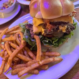 Double Cheeseburger with bacon Double Cheeseburger with bacon