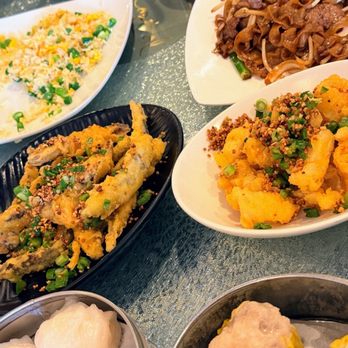 Capital Seafood - 075. Fried Squid with Spicy Salt & Pepper, fried capelin (smelt) with spicy salt, shrimp fried rice, beef w/onion - Dim Sum Near Me - Arcadia, California