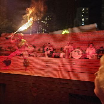 Paina Waikiki Luau - Polynesian Near Me - Honolulu, Hawaii