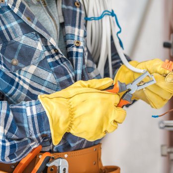 C Electric - Electricians Near Me - Hugo, Minnesota