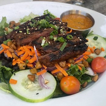 Uahi Island Grill - Hawaiian Near Me - Kailua, Hawaii