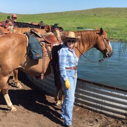 Rowse's 1+1 Ranch - Watering the horses and checking windmills and stock tanks