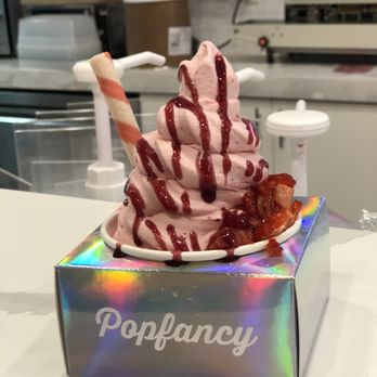 Popfancy Dessert Bar - Strawberry Parafit (I think) - Desserts Near Me - Houston, Texas Popfancy Dessert Bar - Strawberry Parafit (I think) - Desserts Near Me - Houston, Texas