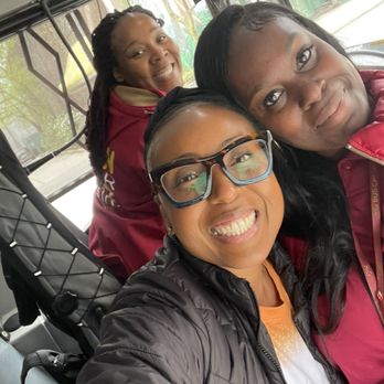 Big Bus Tours Chicago - Me and the best tour guides EVER... Candace and Erica!!! - Bus Tours Near Me - Chicago, Illinois