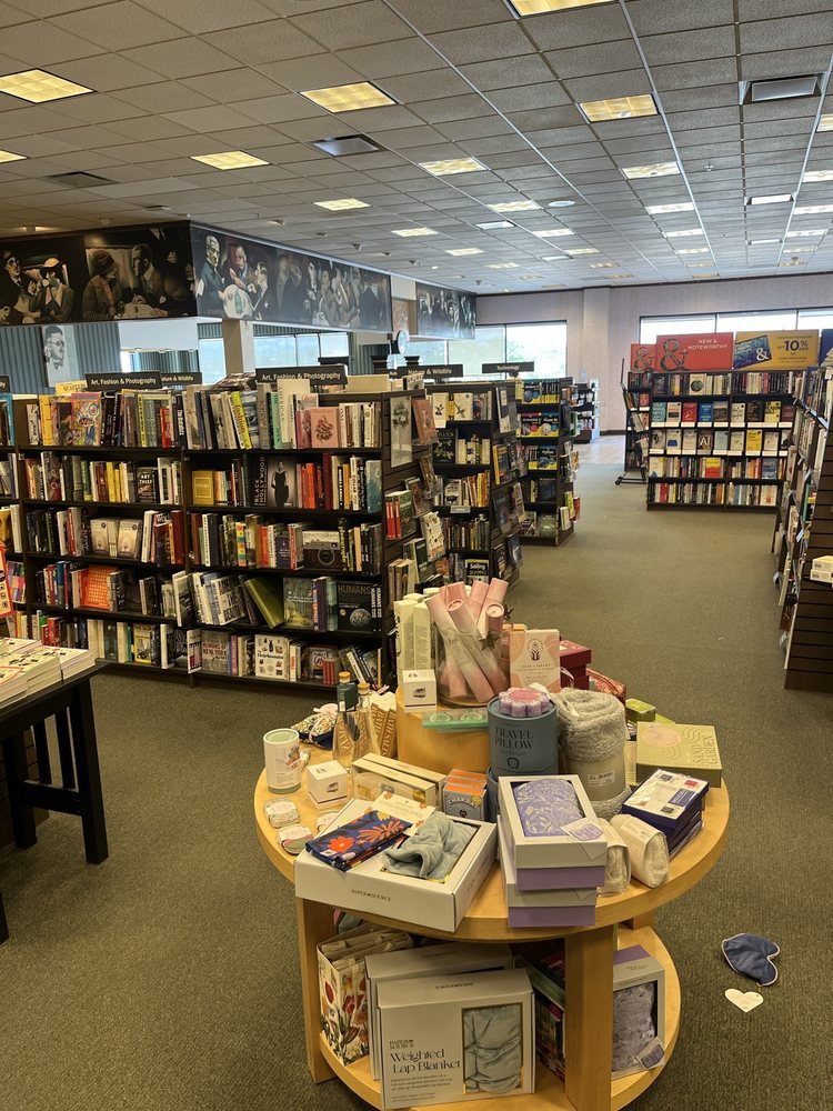 Barnes & Noble Booksellers Logo
