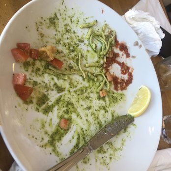 Pinocchio's Pizza - too late. sis ate the whole plate. grilled salmon with pesto fettuccini. - Pizza Near Me - Pasadena, California Pinocchio's Pizza - too late. sis ate the whole plate. grilled salmon with pesto fettuccini. - Pizza Near Me - Pasadena, California