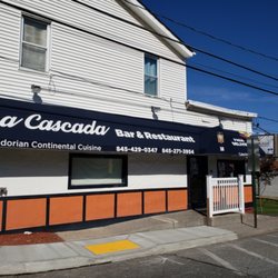 La Cascada Bar & Restaurant