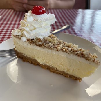 Win-Spuntino - Amaretto cheese cake - Italian Near Me - Honolulu, Hawaii