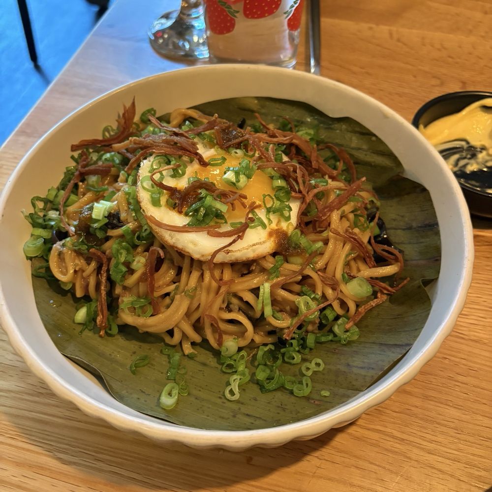 Naks - Pan Mushroom Egg Noodles (Pancit Kabute) - Filipino Near Me - New York, New York Naks - Pan Mushroom Egg Noodles (Pancit Kabute) - Filipino Near Me - New York, New York