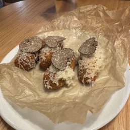 Croquetas. Very good.