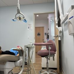 Sweet Home Pediatric Dentistry - They also have a tv on the ceiling so my daughter could watch her favorite show while they did her dental work.