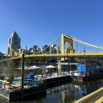 Shore Thing - Hot Dogs Near Me - Pittsburgh, Pennsylvania