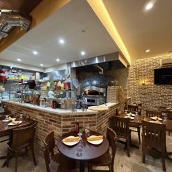 Fratelli's Wood Fired Pizzeria