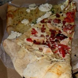 A slice of Chicken, Bacon, ranch and a slice of the classic white pizza!