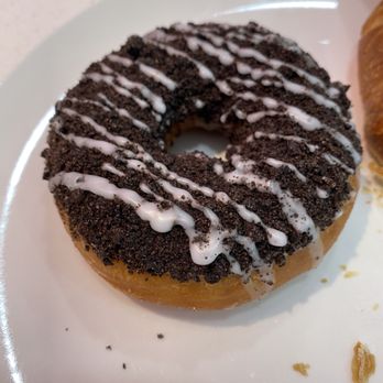 Cake Thieves Bakery - Cookies and cream donut - Bakeries Near Me - San Antonio, Texas