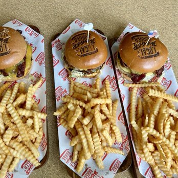 Local Bigger Burger - Burgers Near Me - Seattle, Washington