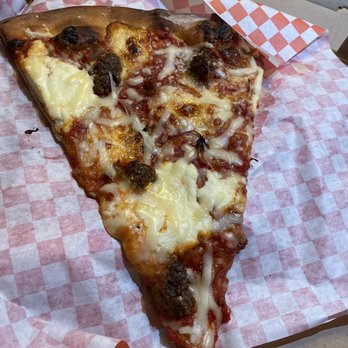 Artichoke Basille's Pizza - Pizza Near Me - Berkeley, California