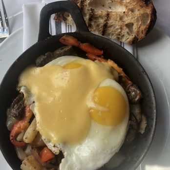 22 Bowen's - New American Near Me - Newport, Rhode Island
