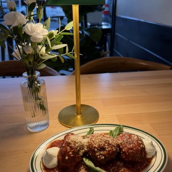 Anna Pizza - Meatballs - Pizza Near Me - Los Angeles, California