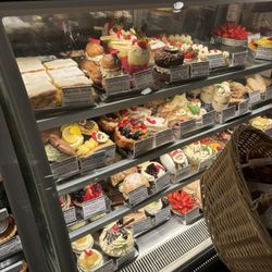 Slattery - Patisseries counter