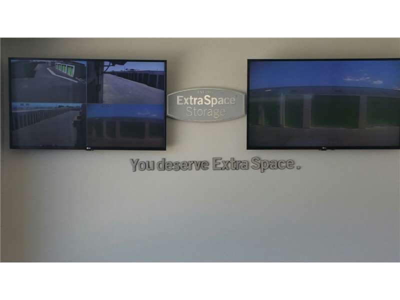EXTRA SPACE STORAGE Updated September 2024 20 Photos & 15 Reviews