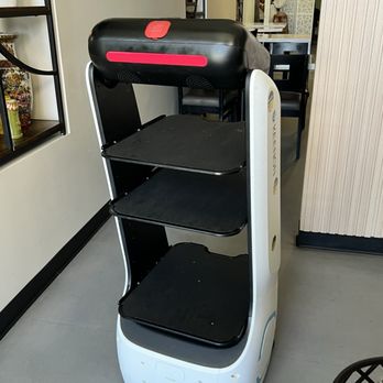 Maui Pho  - robot for to go delivery - Asian Fusion Near Me - Bakersfield, California