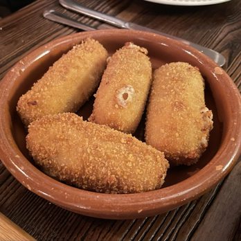 Tentempié Madrid - Croquetas - Tapas/Small Plates Near Me - Mamaroneck, New York Tentempié Madrid - Croquetas - Tapas/Small Plates Near Me - Mamaroneck, New York