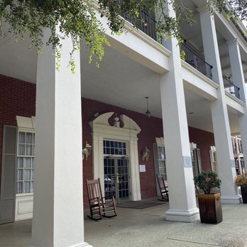 The Inn - External view of the front - Hotels Near Me - Stone Mountain, Georgia