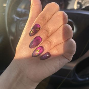 M Nail Lounge - Cateye in the sun - Eyelash Service Near Me - Artesia, California M Nail Lounge - Cateye in the sun - Eyelash Service Near Me - Artesia, California