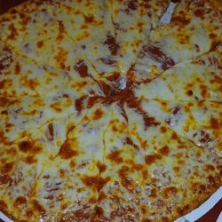 Village Pizza - Pizza