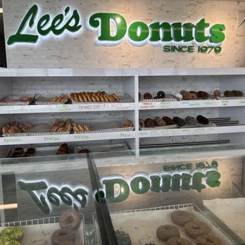 Lee's Donuts - Donuts Near Me - Richmond, British Columbia