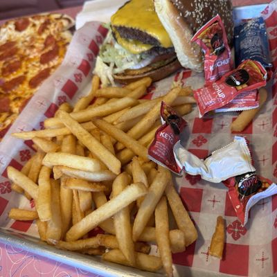 Joseph's Bar & Grill by null