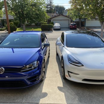 Run’s Auto Detailing - Leo knows his stuff and brings positive energy to my ride. Thumb up - Auto Detailing Near Me