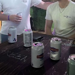 Scruffy Murphy's - Happy Dads