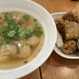 Bite-size Wonton Soup / 飘香小馄饨
