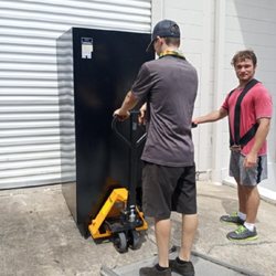 Turtle Hut Moving - Vending machine moved with ease
