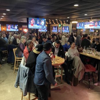 Andon's Pub - Inside - Pubs Near Me - Dublin, Ohio