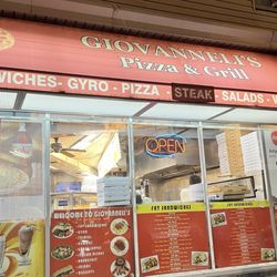 Giovanneli's Pizza & Grill