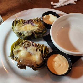 Linn's Restaurant - American Near Me - Cambria, California Linn's Restaurant - American Near Me - Cambria, California