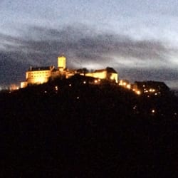 Hotel Haus Hainstein - Wartburg bei Nacht
