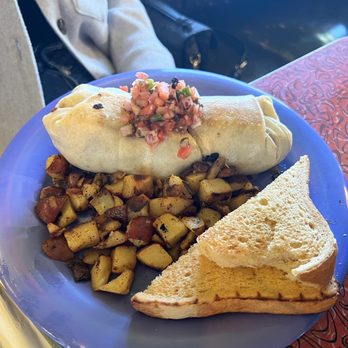The Friendly Toast - Breakfast burrito, with side of cayenne pepper toast. Home fries. Pico was great and fresh! - Breakfast & Brunch Near Me - Danvers, Massachusetts