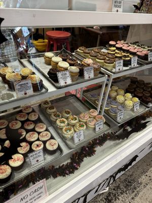 Cupcake Royale by null