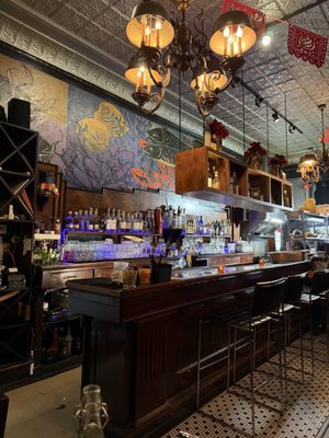 La Dama | Mexican Kitchen & Bar by null