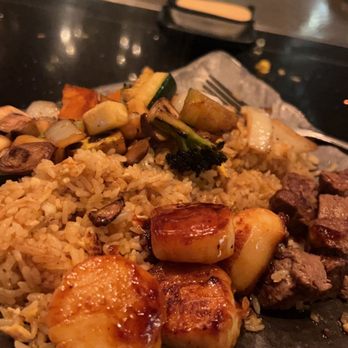Masa Sake Grill - Scallop and filet combo plate with veggies and fried rice - Sushi Bars Near Me - Indianapolis, Indiana Masa Sake Grill - Scallop and filet combo plate with veggies and fried rice - Sushi Bars Near Me - Indianapolis, Indiana
